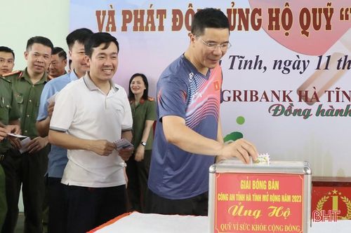 Giải Bóng bàn gây quỹ 'Vì sức khỏe cộng đồng'