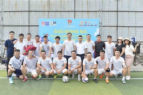 Tám đội bóng dự Giải Bóng đá Thanh niên các cơ quan báo chí Trung ương