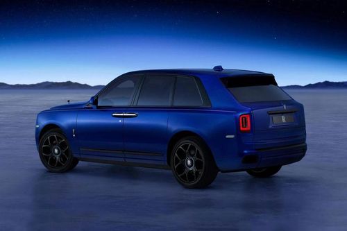 Siêu xe Rolls-Royce Cullinan lấy cảm hứng từ bầu trời, giới hạn chỉ 62 xe