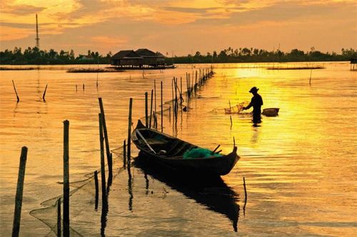 Ngắm nét yên ả, thanh bình của 'biển Hồ giữa đồng bằng'