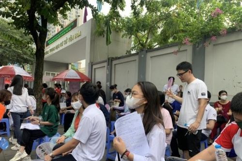 Trọn bộ đáp án đề thi 3 môn Văn, Toán, ngoại ngữ vào lớp 10 THPT ở Hà Nội năm 2023