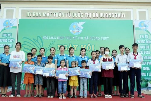 Phụ nữ Hương Thủy lan tỏa 'sống xanh'