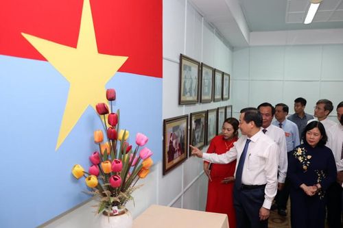Phó Thủ tướng Lê Minh Khái dự Lễ kỷ niệm 50 năm ngày ra mắt Trụ sở Chính phủ Cách mạng lâm thời Cộng hòa miền Nam Việt Nam