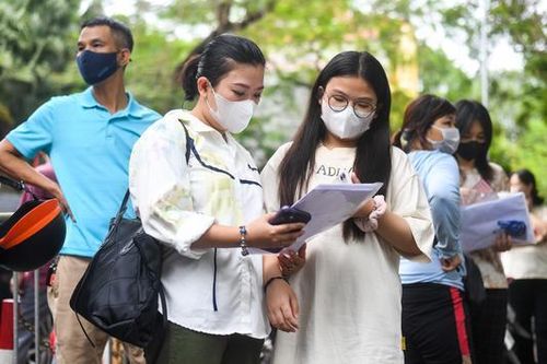 Thí sinh hoàn thành môn thi cuối cùng kỳ thi lớp 10 THPT