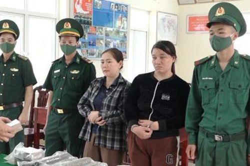 Hai phụ nữ 'kinh doanh' 10kg thuốc nổ công nghiệp, 500 kíp nổ để kiếm lời