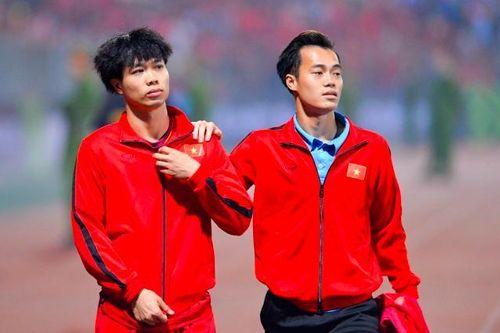 Khó có đặc cách cho Công Phượng, Văn Toàn