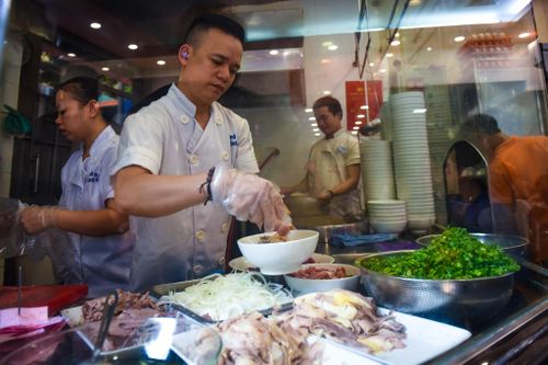 Khu phố có 3 quán phở lọt vào danh sách Michelin