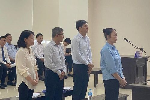 Hoãn xử phúc thẩm vụ Ngân hàng Đông Á cho vay trái phép 184 tỷ đồng
