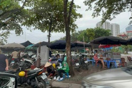 Vi phạm trật tự đô thị bủa vây Đền Sóc