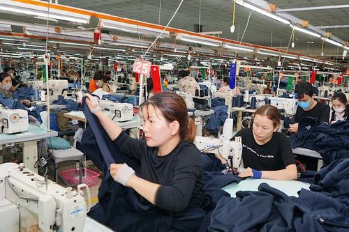 Nhiều doanh nghiệp ở Ninh Bình phải cắt giảm lao động do thiếu đơn hàng