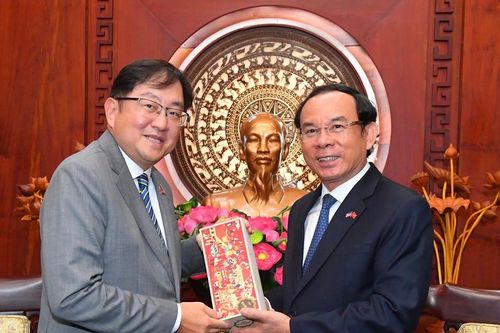 Tăng cường hợp tác với Malaysia trên nhiều lĩnh vực