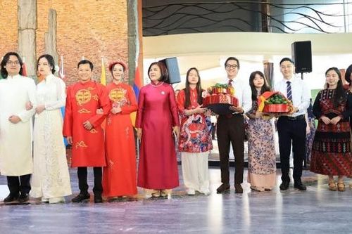 Đặc sắc Việt Nam tại Lễ hội Đám cưới châu Á ở Geneva