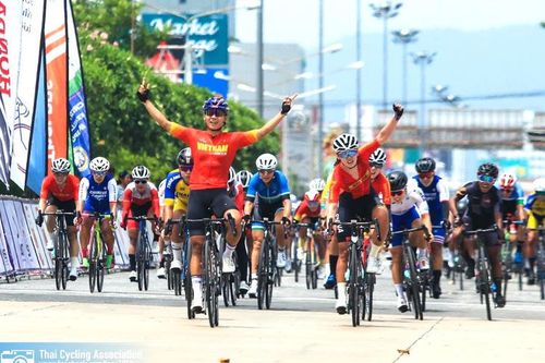 Nguyễn Thị Thật bảo vệ thành công chức vô địch giải đua xe đạp châu Á 2023