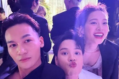 Dàn sao Việt mặc toàn trang phục màu đen dự lễ cưới ca sĩ Jaykii và Mai Anh