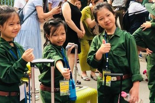 Hơn 100 chiến sĩ nhí xuất quân Học kỳ trong quân đội
