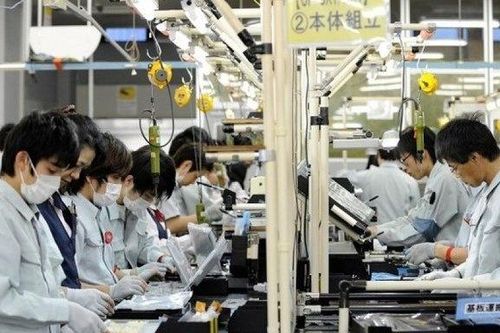 Tin tức kinh tế ngày 12/6: Gần 60.000 lao động ra nước ngoài trong 5 tháng đầu năm