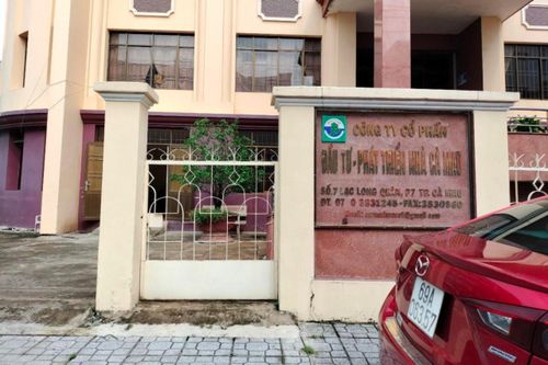 Giám đốc công ty ký thỏa thuận đặt cọc giữ chỗ vượt thẩm quyền