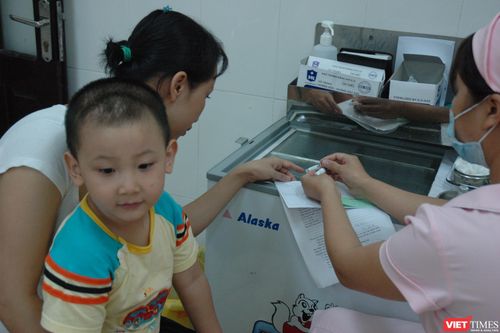 Giải quyết bài toán thiếu vắc xin: Ba nhà sản xuất trong nước có đáp ứng yêu cầu?
