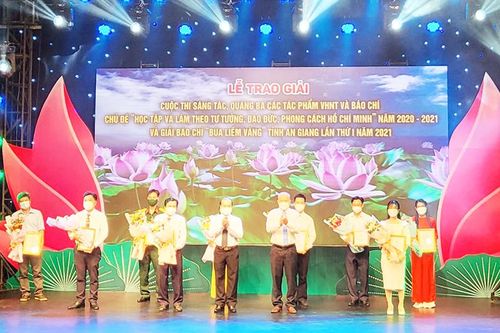 Tối 15/6, An Giang trao giải 2 cuộc thi báo chí