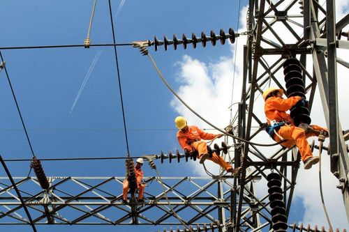 Sau Công điện của Thủ tướng, Ủy ban Quản lý vốn chỉ đạo EVN, PVN, TKV triển khai các giải pháp bảo đảm cung ứng điện
