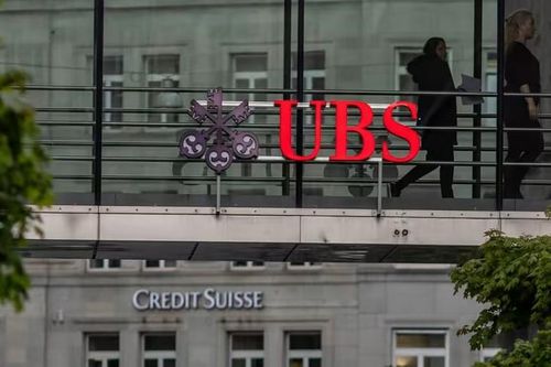 UBS hoàn thành việc tiếp quản Credit Suisse