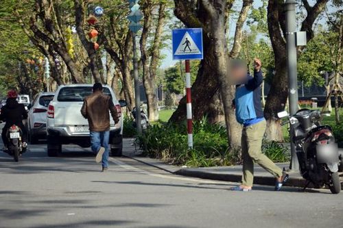 Nạn cò mồi, chèo kéo du khách tham quan đất Cố đô