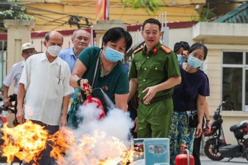 Mỗi người dân là một sứ giả bảo vệ môi trường và phòng cháy chữa cháy