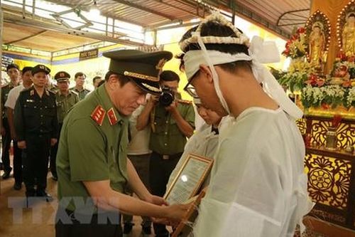 Thủ tướng cấp Bằng 'Tổ quốc ghi công' đối với 6 liệt sĩ hy sinh tại Đắk Lắk