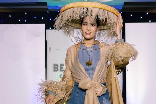 Bình 'Cuộc đời vẫn đẹp sao': Lần đầu làm vedette, tôi sợ đang diễn thì rớt giày