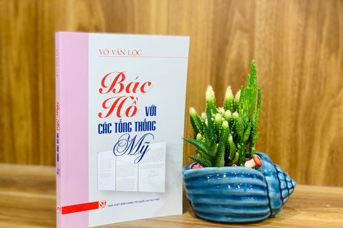 Ra mắt sách mới 'Bác Hồ với các tổng thống Mỹ'