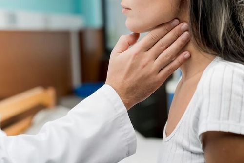 Khàn tiếng kéo dài có thể là dấu hiệu ung thư