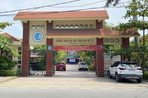 Kiểm điểm rút kinh nghiệm giáo viên chủ nhiệm để âm quỹ lớp