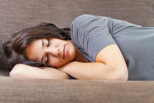 Người bị mất ngủ không nên ngủ trưa?
