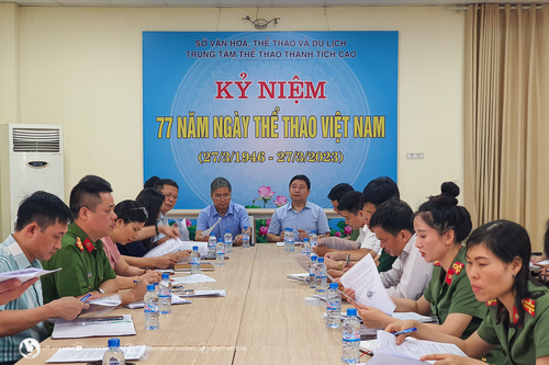 Đội tuyển Việt Nam trở lại sân Thiên Trường sau 16 năm