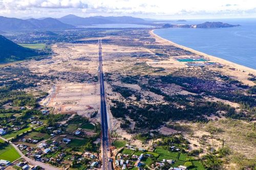 Bình Định chính thức vận hành đường dây 'nóng' gỡ khó cho doanh nghiệp
