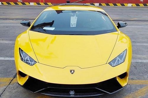 Lamborghini Huracan hơn 33 tỷ 'lặn mất tăm' trong 3 năm tại Việt Nam