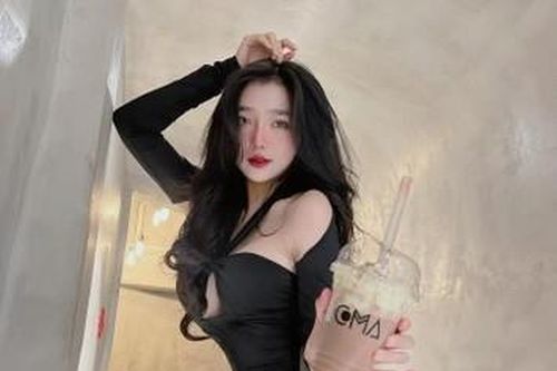 Cô gái Đắk Nông xinh như nàng thơ, vóc dáng gợi cảm