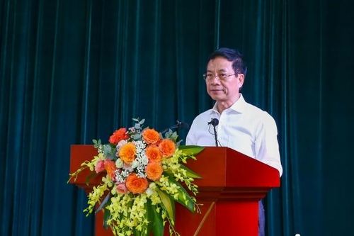 Việc sử dụng công nghệ số để làm báo đã trở thành vấn đề sống còn của báo chí