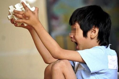8 phương pháp can thiệp cho trẻ tự kỷ