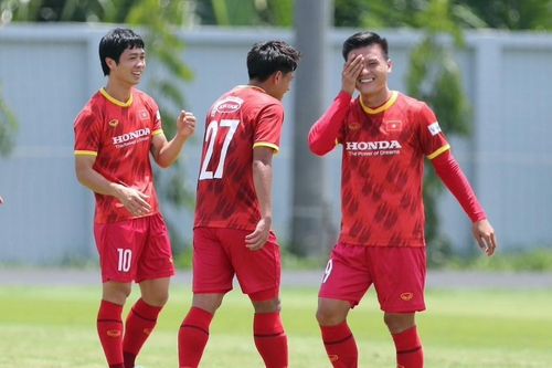 Tuyển Việt Nam: HLV Troussier vì đâu ưu ái Công Phượng
