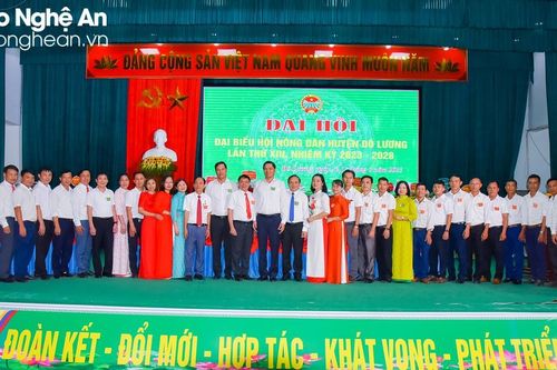 Phó Bí thư Tỉnh ủy Hoàng Nghĩa Hiếu dự Đại hội Đại biểu Hội Nông dân huyện Đô Lương