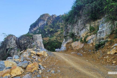 Không đủ điều kiện vẫn được hỗ trợ 3,5 tỷ để làm đường vào trại lợn
