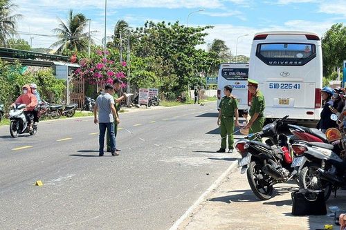 Bình Thuận: 2 cô giáo va chạm giao thông với xe khách, một người tử vong