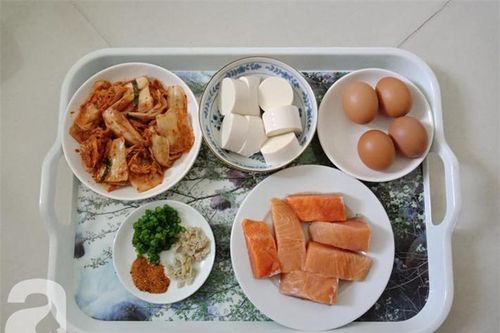 Tôi học được cách nấu canh cá của đầu bếp Hàn Quốc, mẹ chồng cũng phải xuýt xoa khen ngon