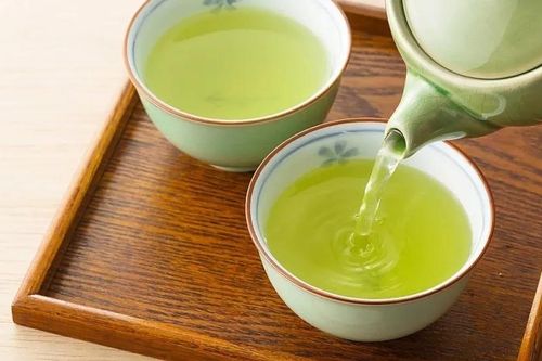 4 loại nước giúp chị em phụ nữ giảm cân thần tốc