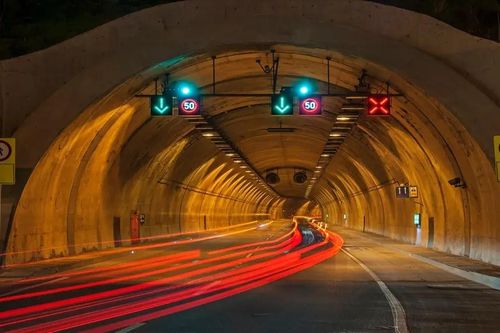 Hàn Quốc phát triển bê tông xúc tác quang, trung hòa các khí độc hại trong giao thông đường hầm