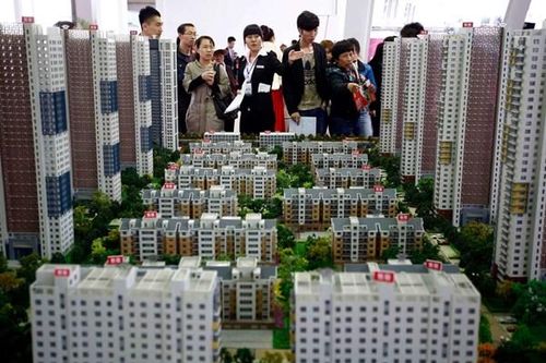 Khách mua nhà ở Trung Quốc được tặng vàng, ô tô, điện thoại mới