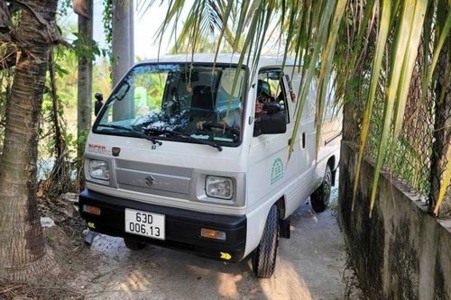 Phượt thủ chọn Suzuki Blind Van cho chuyến đi vòng quanh thế giới