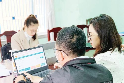 Cần cách làm mới về dịch vụ công trực tuyến