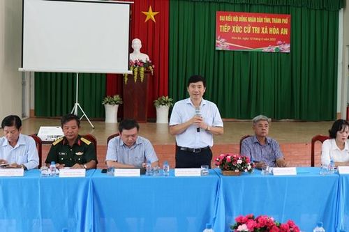 Đại biểu Hội đồng nhân dân 2 cấp tiếp xúc cử tri